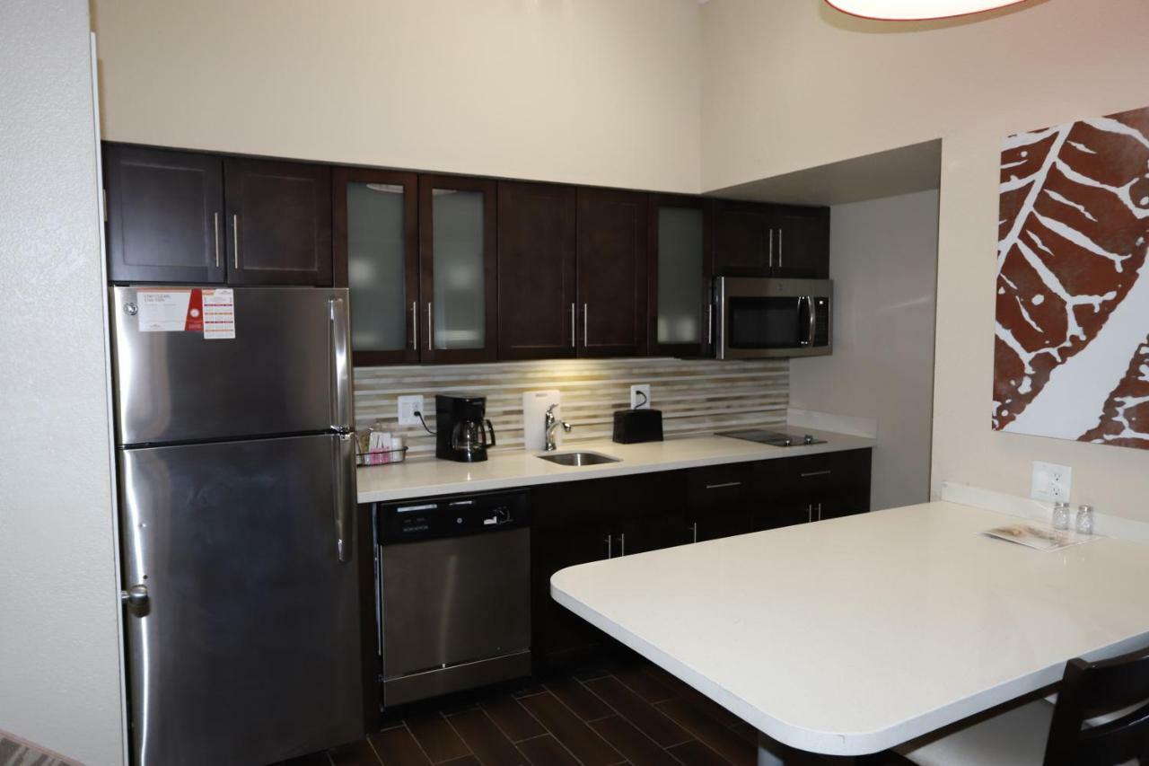 Hawthorn Suites By Wyndham Detroit Саутфилд Экстерьер фото